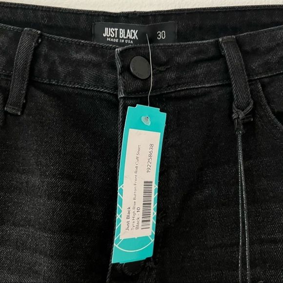 Just Black Tyra High Rise Button Front Roll Cuff Shorts - Picture 6 of 7